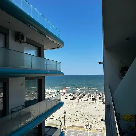 Toader's Studio Promenada Apartment Navodari